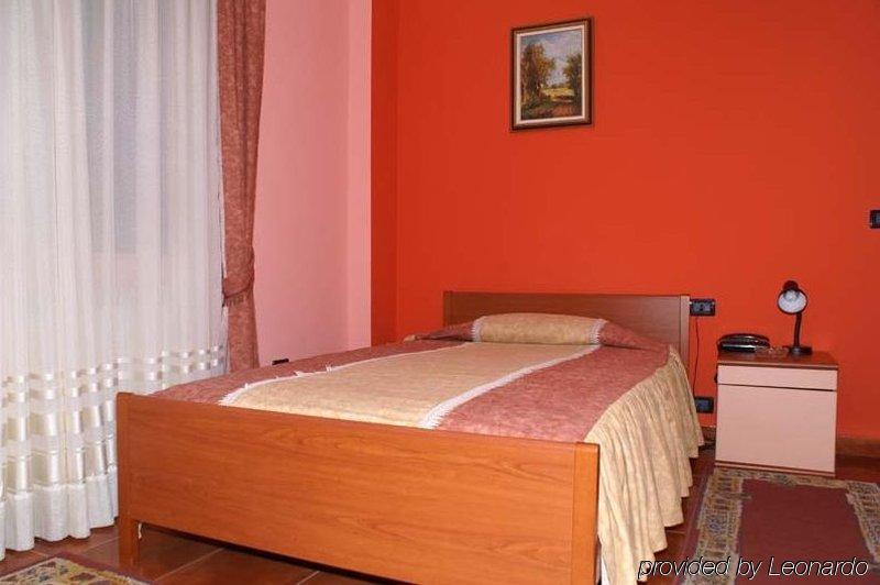 Art Hotel Nirvana Tirana Chambre photo