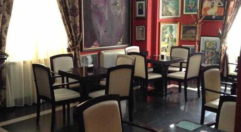 Art Hotel Nirvana Tirana Restaurant photo